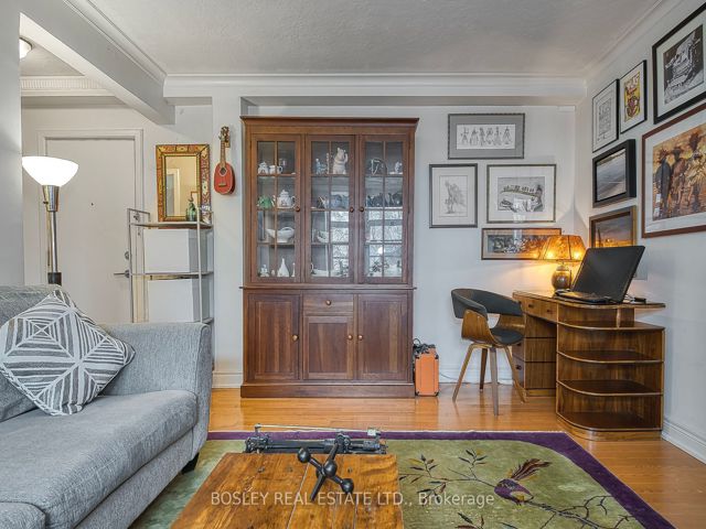505 - 717 Eglinton Ave W
