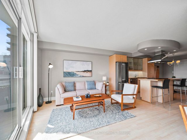326 - 550 Queens Quay West Quay
