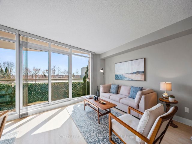 326 - 550 Queens Quay West Quay