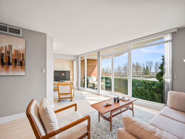326 - 550 Queens Quay West Quay