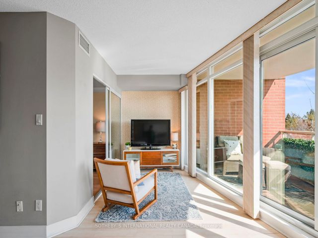 326 - 550 Queens Quay West Quay