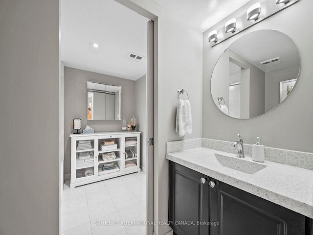 326 - 550 Queens Quay West Quay