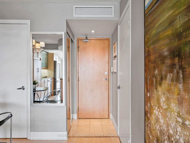 326 - 550 Queens Quay West Quay