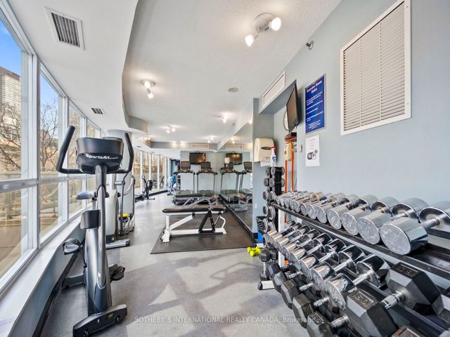 326 - 550 Queens Quay West Quay