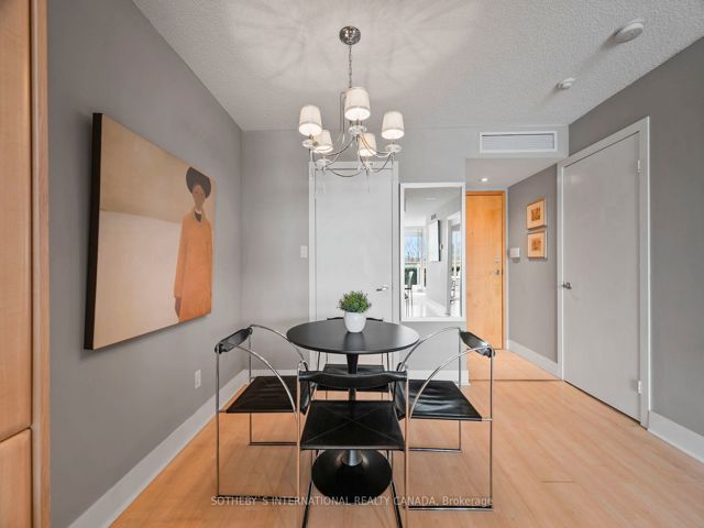 326 - 550 Queens Quay West Quay