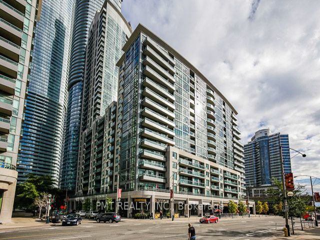 #312 - 25 Lower Simcoe St