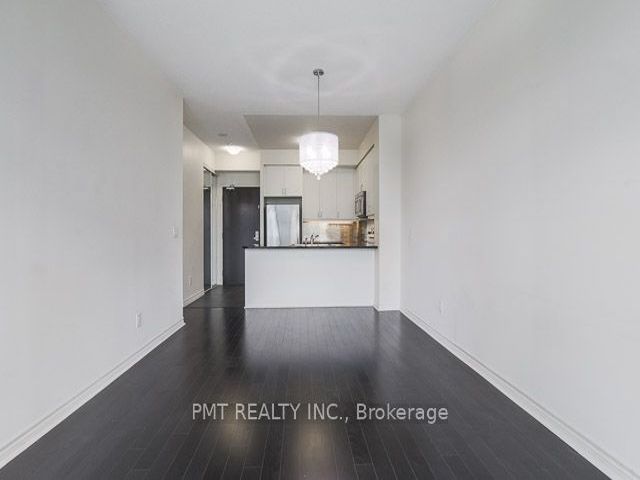 #312 - 25 Lower Simcoe St