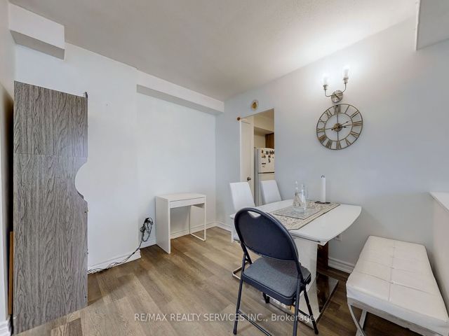 204 - 1360 York Mills Rd