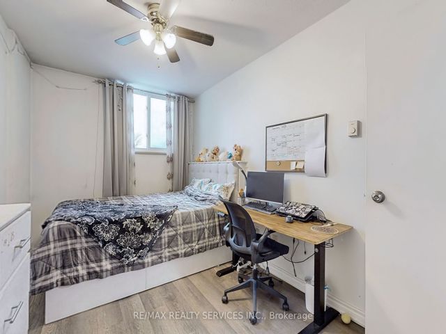 204 - 1360 York Mills Rd