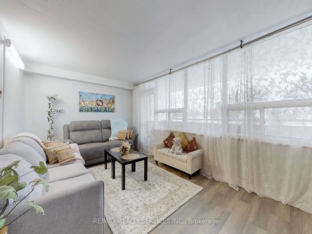 204 - 1360 York Mills Rd