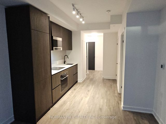 2406 - 127 Broadway Ave