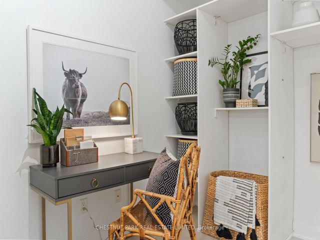 311 - 2181 Yonge St