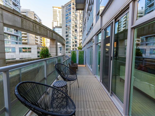311 - 2181 Yonge St