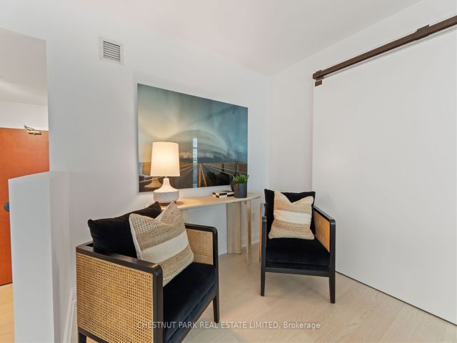 311 - 2181 Yonge St