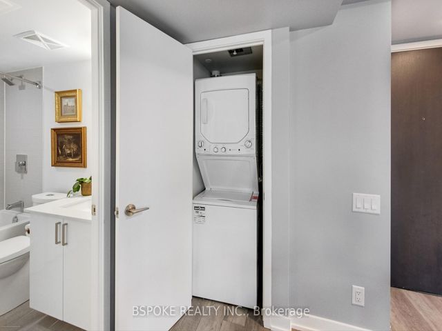 1102 - 38 Monte Kwinter Crt