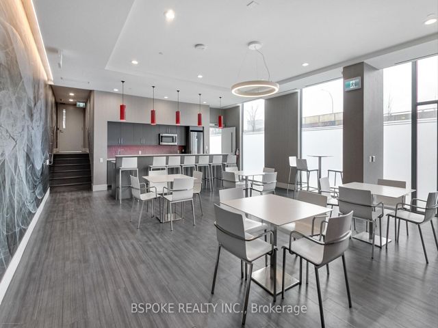 1102 - 38 Monte Kwinter Crt