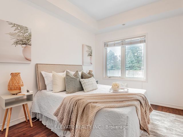 236 - 15 Coneflower Cres