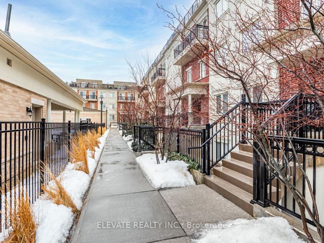 236 - 15 Coneflower Cres