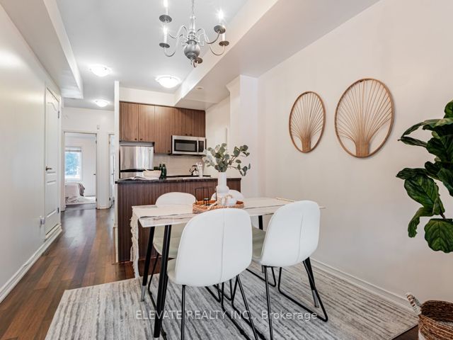 236 - 15 Coneflower Cres