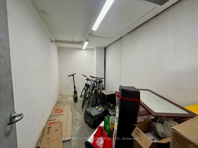 UPH02 - 5180 Yonge St