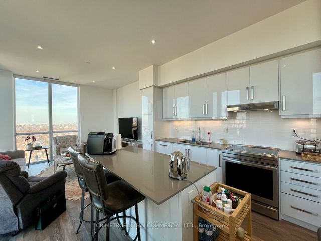 UPH02 - 5180 Yonge St
