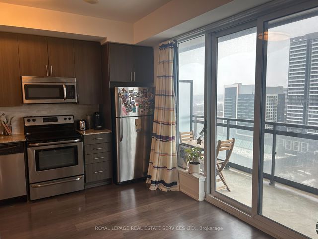 1602 - 225 Sackville St