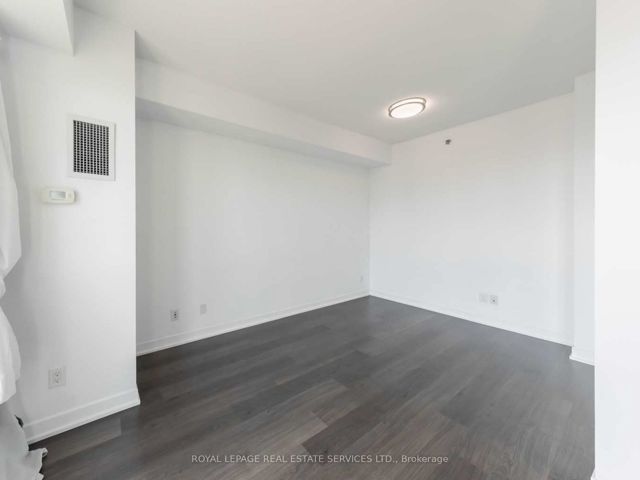 1602 - 225 Sackville St