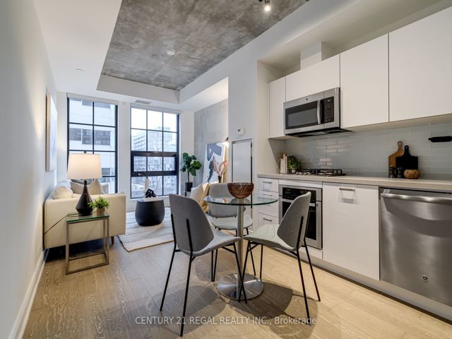 804 - 608 Richmond St W