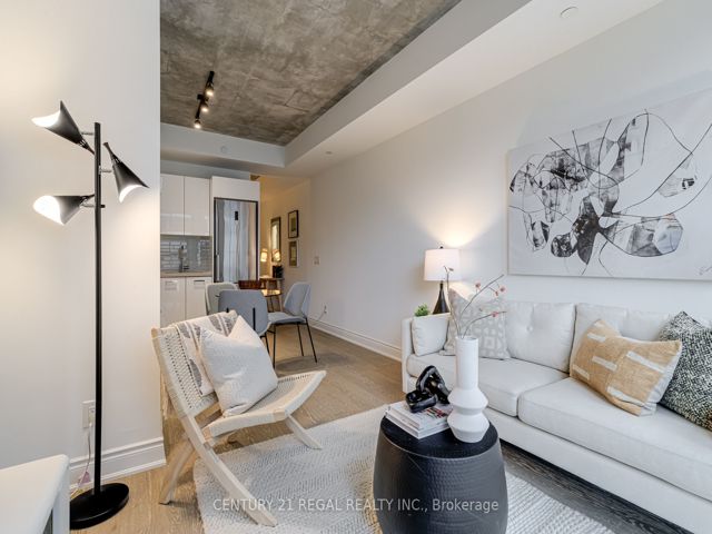 804 - 608 Richmond St W