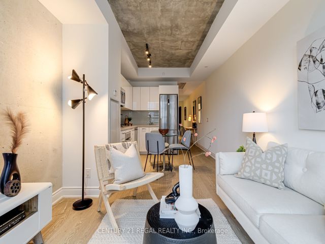 804 - 608 Richmond St W