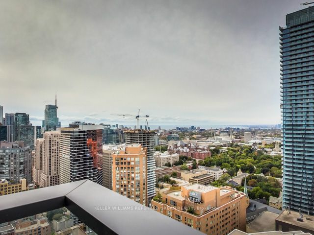 3407 - 75 St Nicholas St