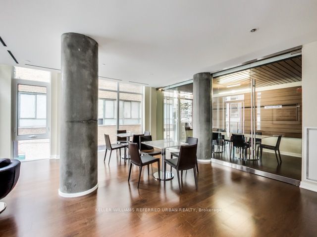 3407 - 75 St Nicholas St