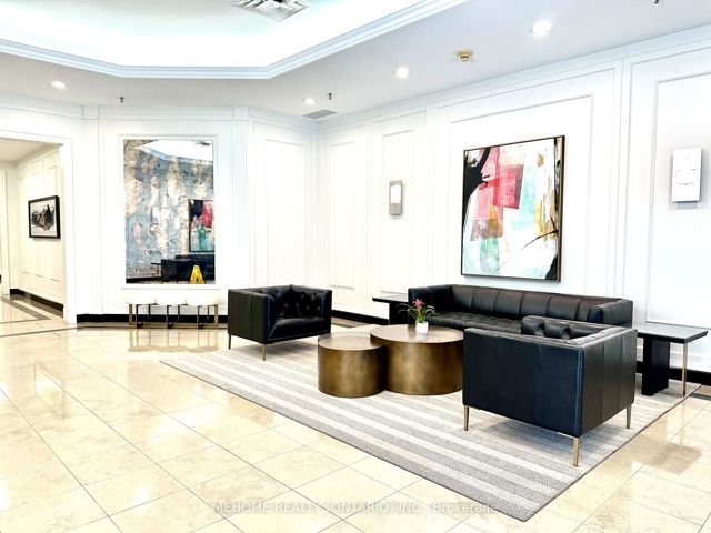 710 - 8 Hillcrest Ave