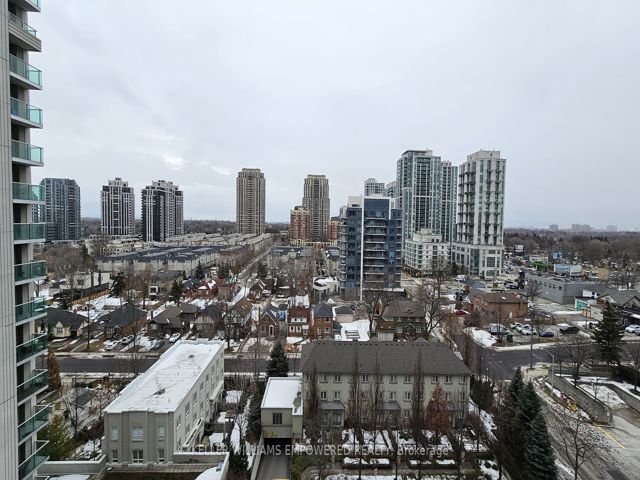 1515 - 31 Bales Ave