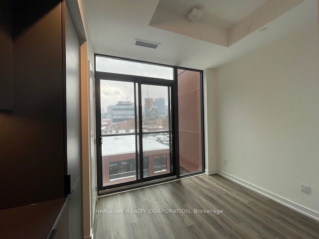 606 - 28 Eastern Ave