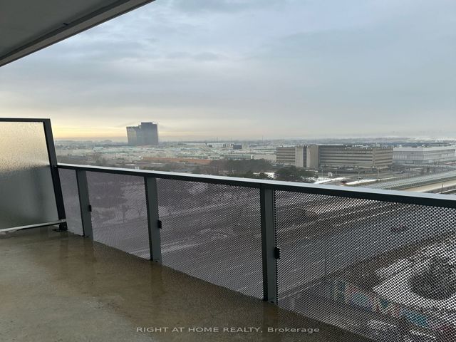 1507 - 120 Varna Dr