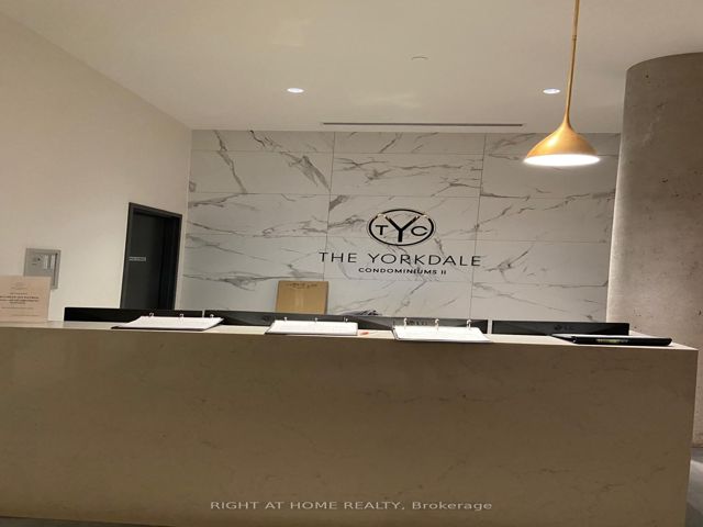 1507 - 120 Varna Dr