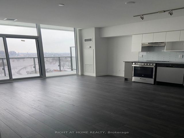 1507 - 120 Varna Dr