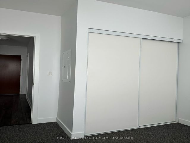 1507 - 120 Varna Dr