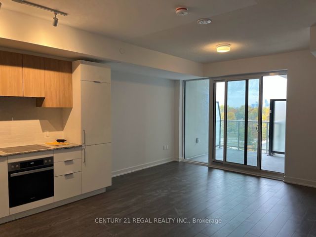 501 - 50 O 'Neill Rd W