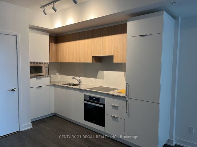 501 - 50 O 'Neill Rd W