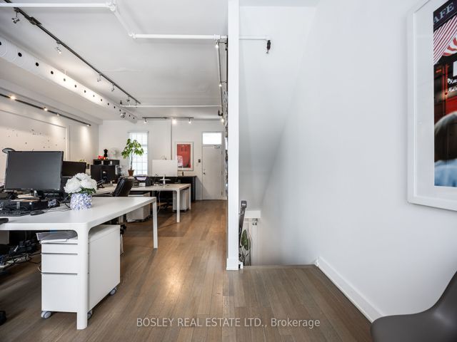 3 - 21 Isabella St