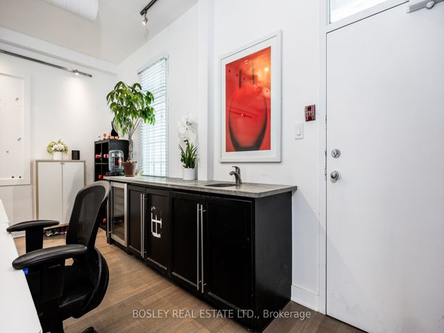 3 - 21 Isabella St