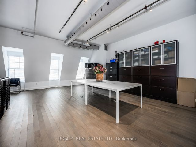 3 - 21 Isabella St