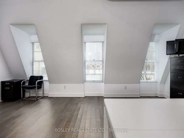 3 - 21 Isabella St