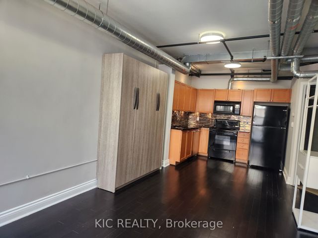 135 - 284 St Helens Ave