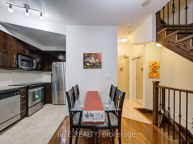 223 - 31 Olive Ave