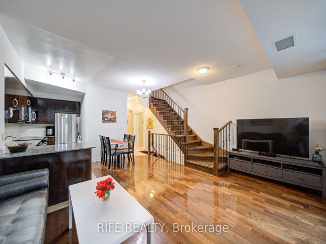223 - 31 Olive Ave
