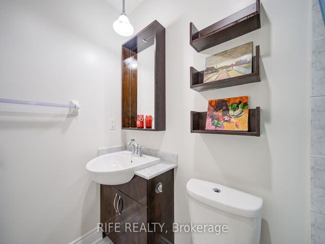 223 - 31 Olive Ave