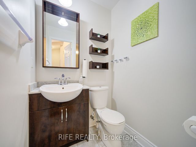 223 - 31 Olive Ave